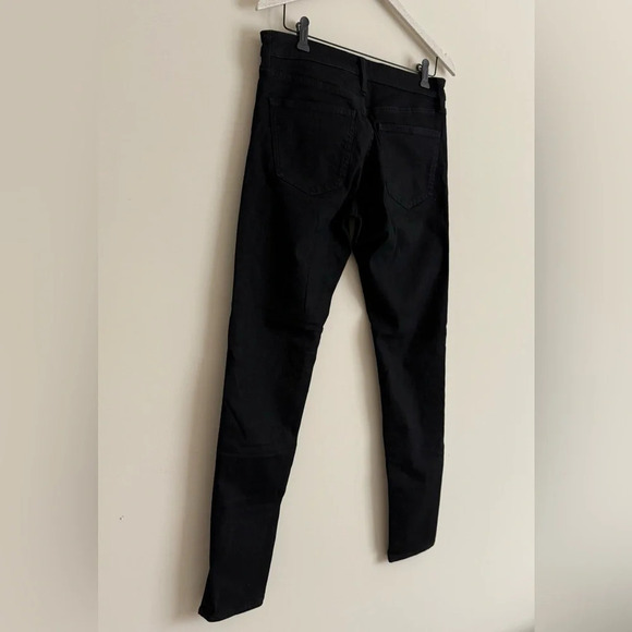 Uniqlo Black Stretch Jeans - 31x34 - Picture 2 of 13